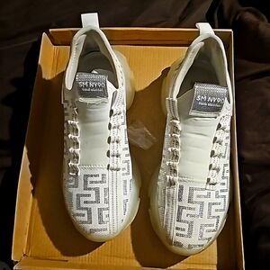 Steve Madden sneakers